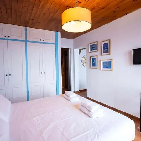 Azure Loft Boutique Apartment *